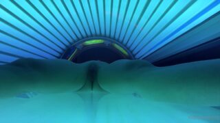 Bryce Adams – Sensational Squirting in the Tanning Booth