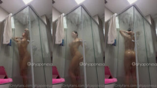 Ahjaponesa’s Steamy Shower Session